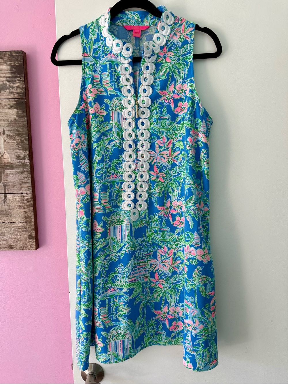 Lilly Pulitzer Size 8 beneath the bougainvillea Jane shift dress alligator palm